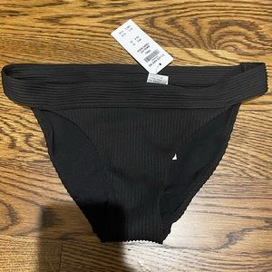 Bikini / bathing suit